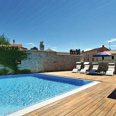Holiday Home Vizinada Villa *