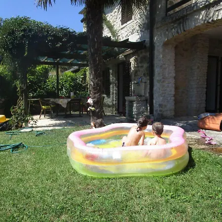Villa Holiday Home Vizinada