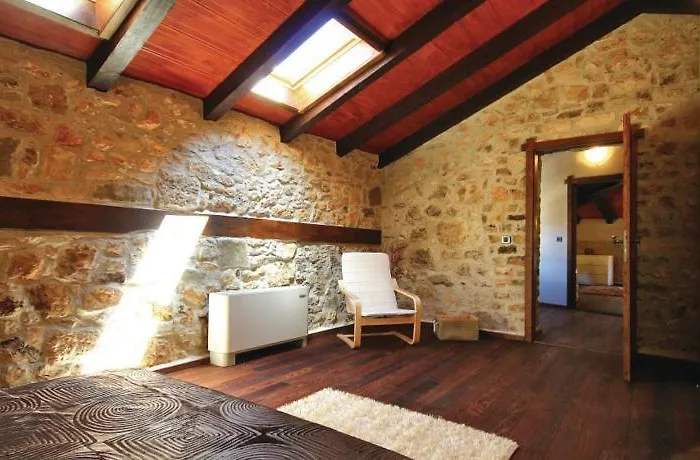 Holiday Home Vizinada Villa Vižinada